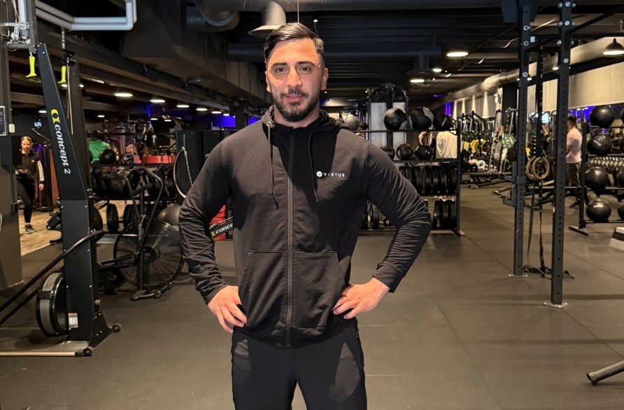 Alan Brodrej p gymmet.