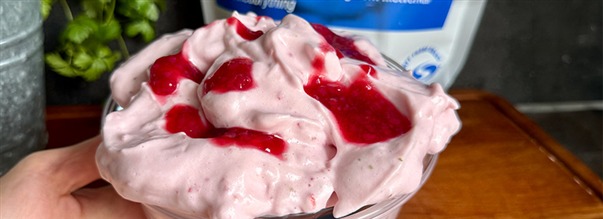 Fluff med protein och b�r � recept av Kalorismart